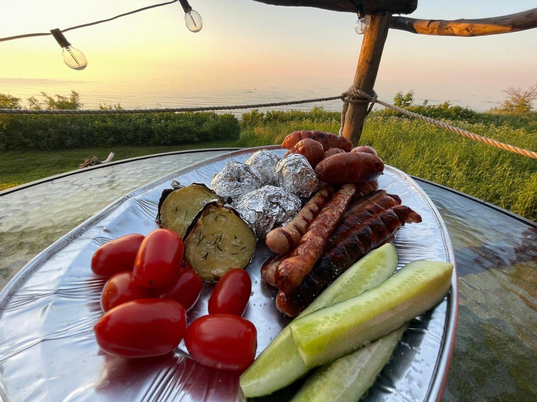 Mereaeaere Glamping Ja Rannamaja Liimala Esterno foto