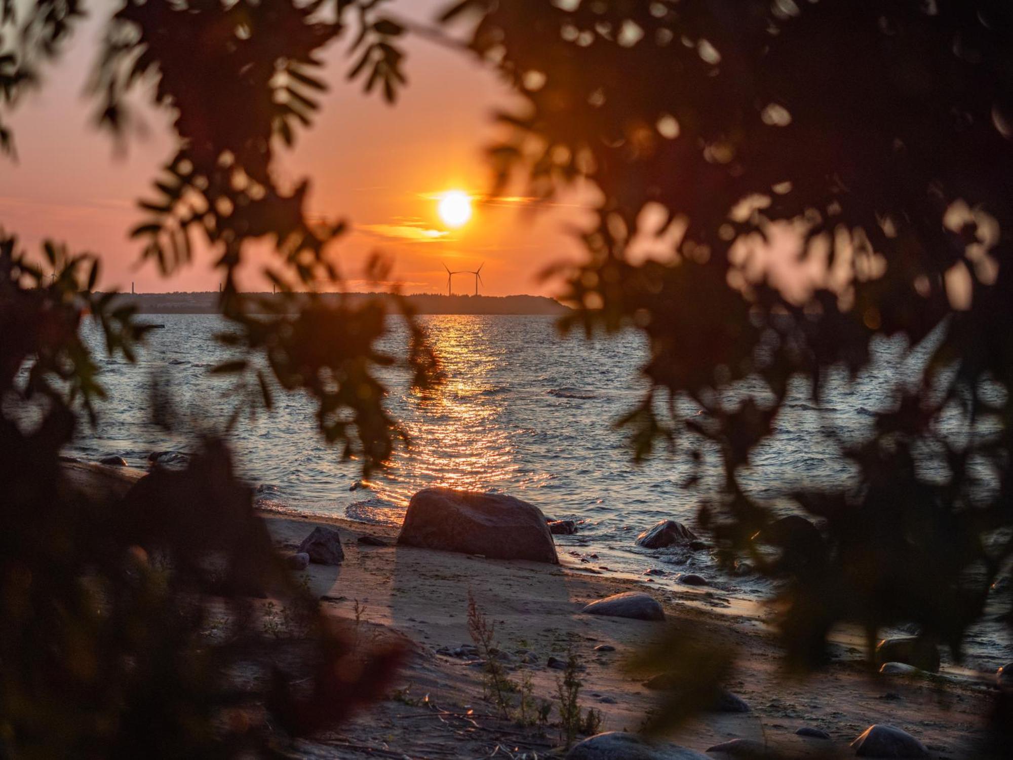 Mereaeaere Glamping Ja Rannamaja Liimala Esterno foto